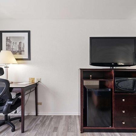 Best Western Oakbrook Inn Oakbrook Terrace Exteriör bild